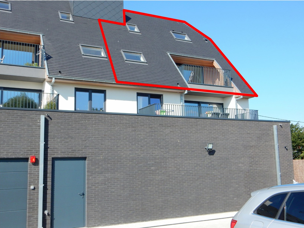 Prachtig duplexappartement  met 3 slaapkamers en grote terrassen 