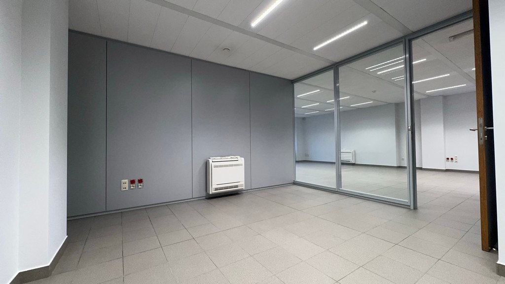 Kantoren met magazijn te huur in MB Office Park II aan The Loop in Gent