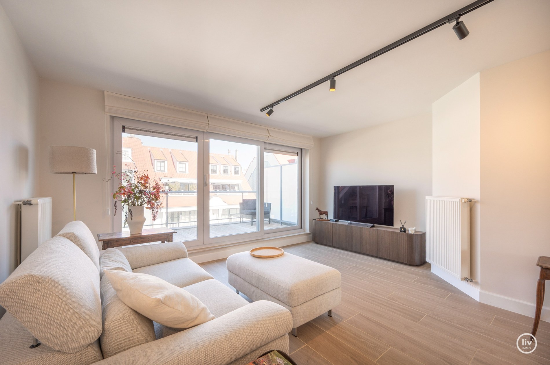 Spacieux duplex avec 3 chambres dans un emplacement de premier choix sur la Van Bunnenvaan à Knokke. 