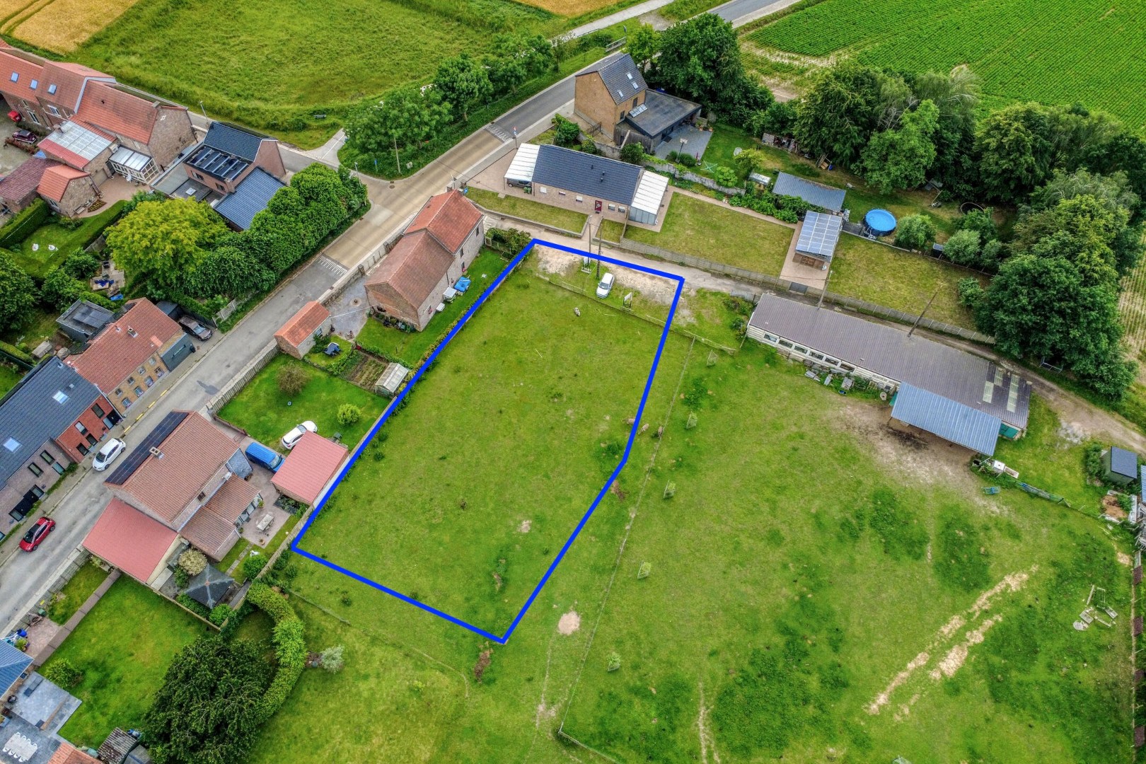 Uniek gelegen perceel bouwgrond voor open bebouwing - 13a 76ca 