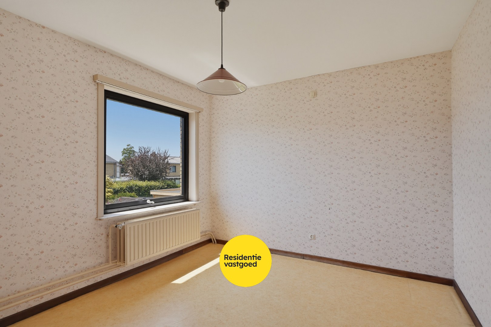 Renovatiewoning met 3 slpks, garage en zonnige tuin 