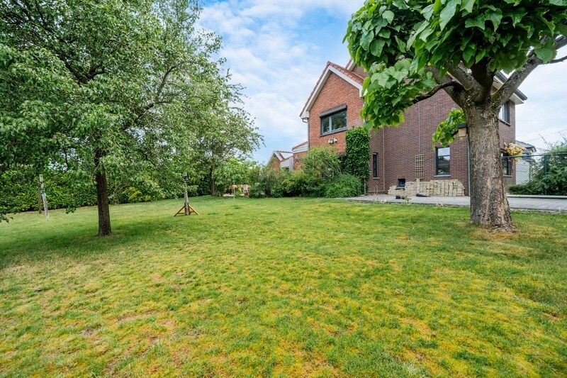 Aangenaam gezellig huis met met veel leefruimte 