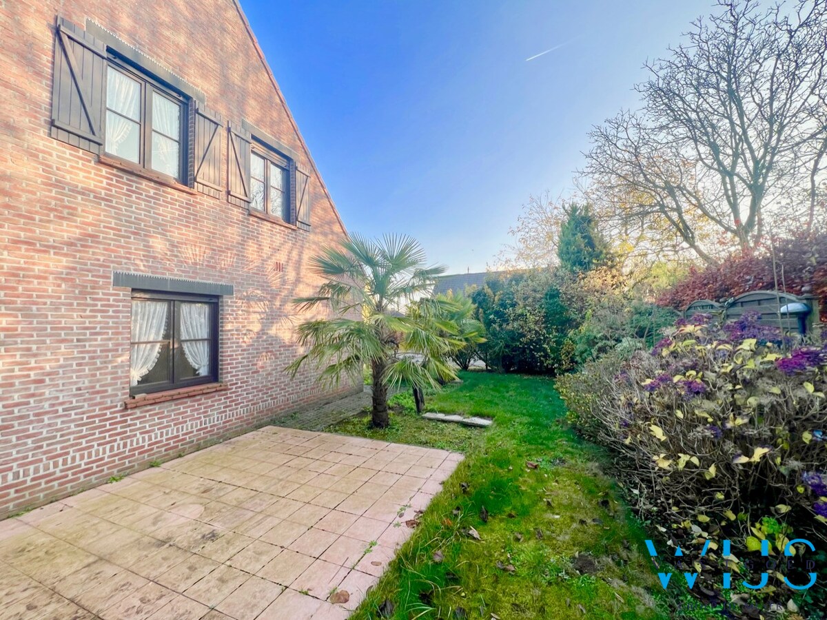 Gezinswoning op TOPlocatie te Drongen ! 