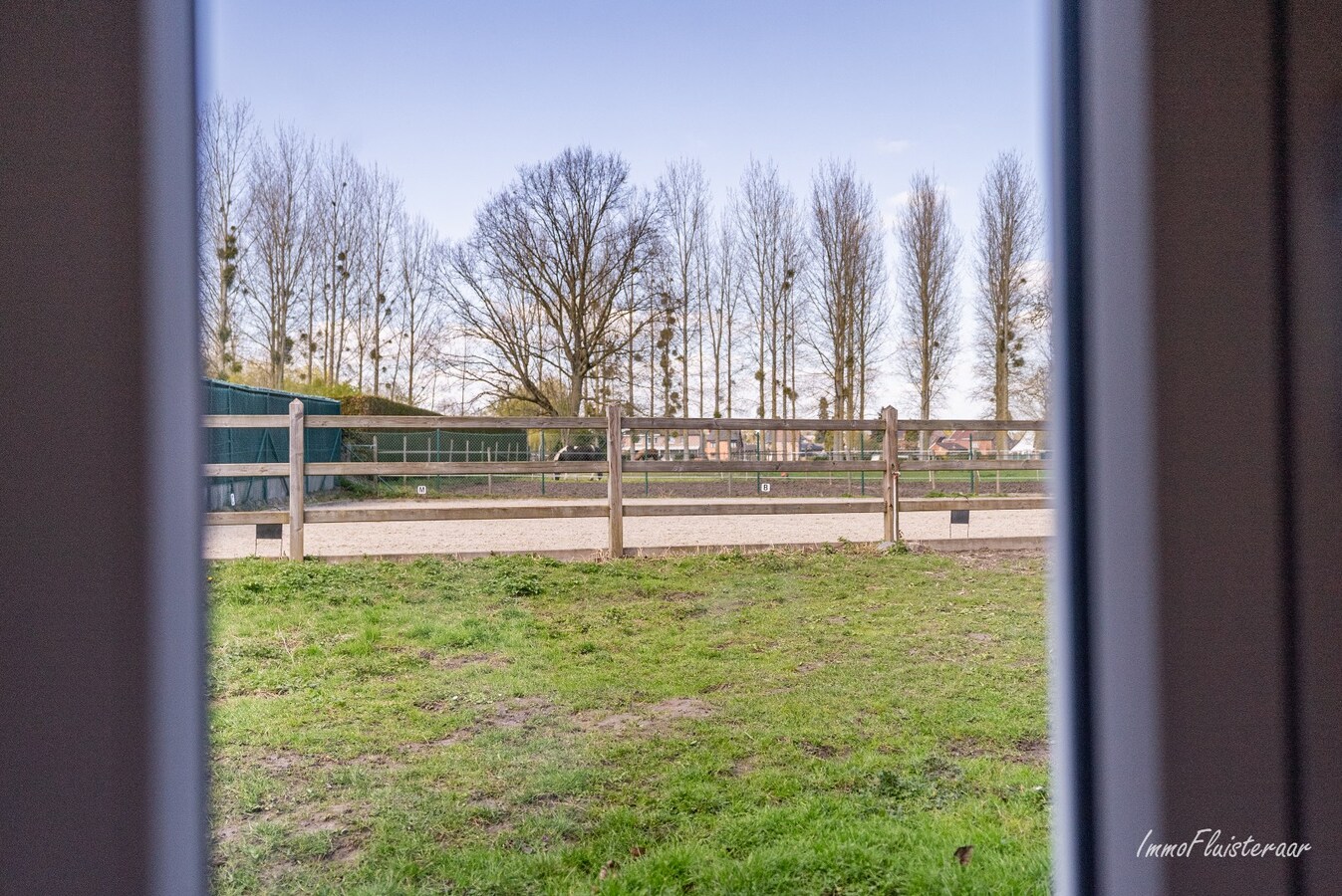 Charmante boerderij met piste en weides op ca. 59 are te Hoeselt 