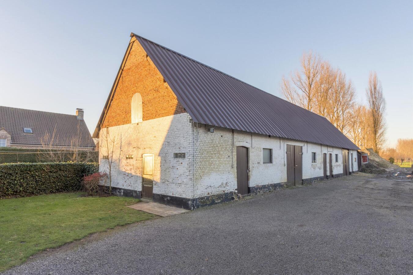Landelijke woning met ruime schuur 