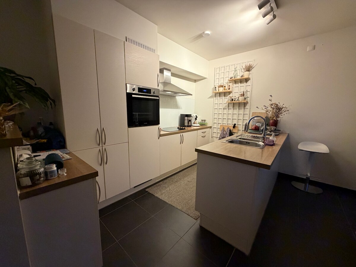 2-slpk-appartement mét ondergrondse staanplaats en berging 