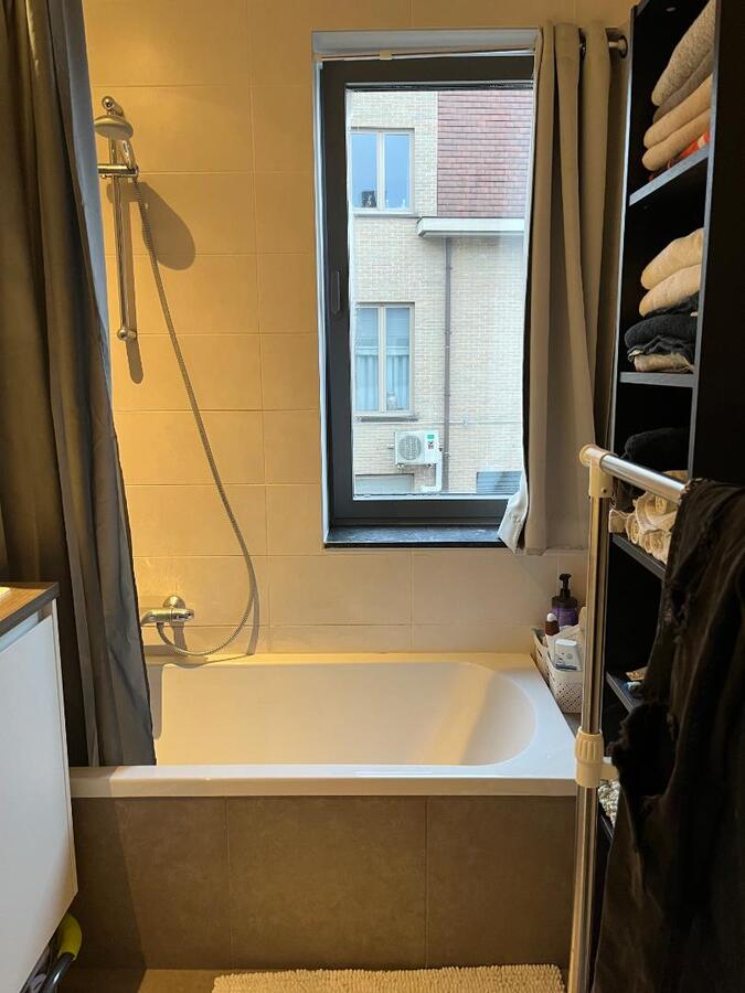 Ruim appartement vlakbij Aspers centrum. GEEN VASTE KOSTEN !! 
