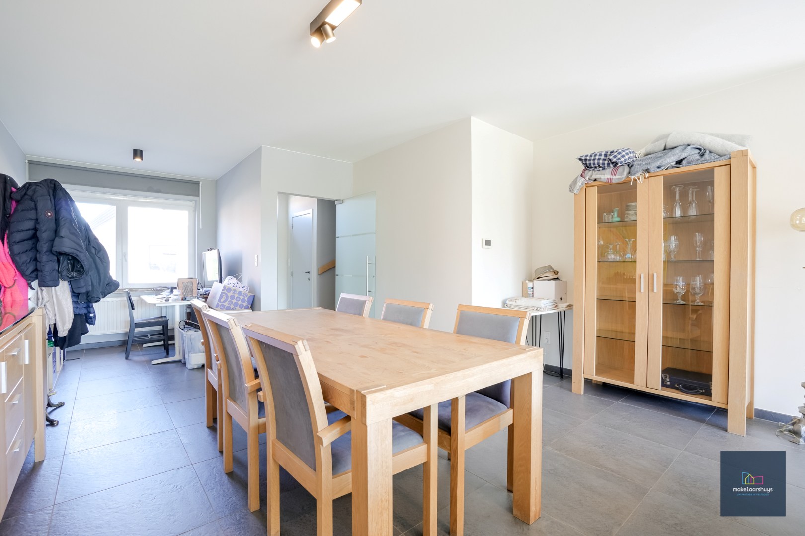 Rustig gelegen woning met 3slpk, garage en tuin 