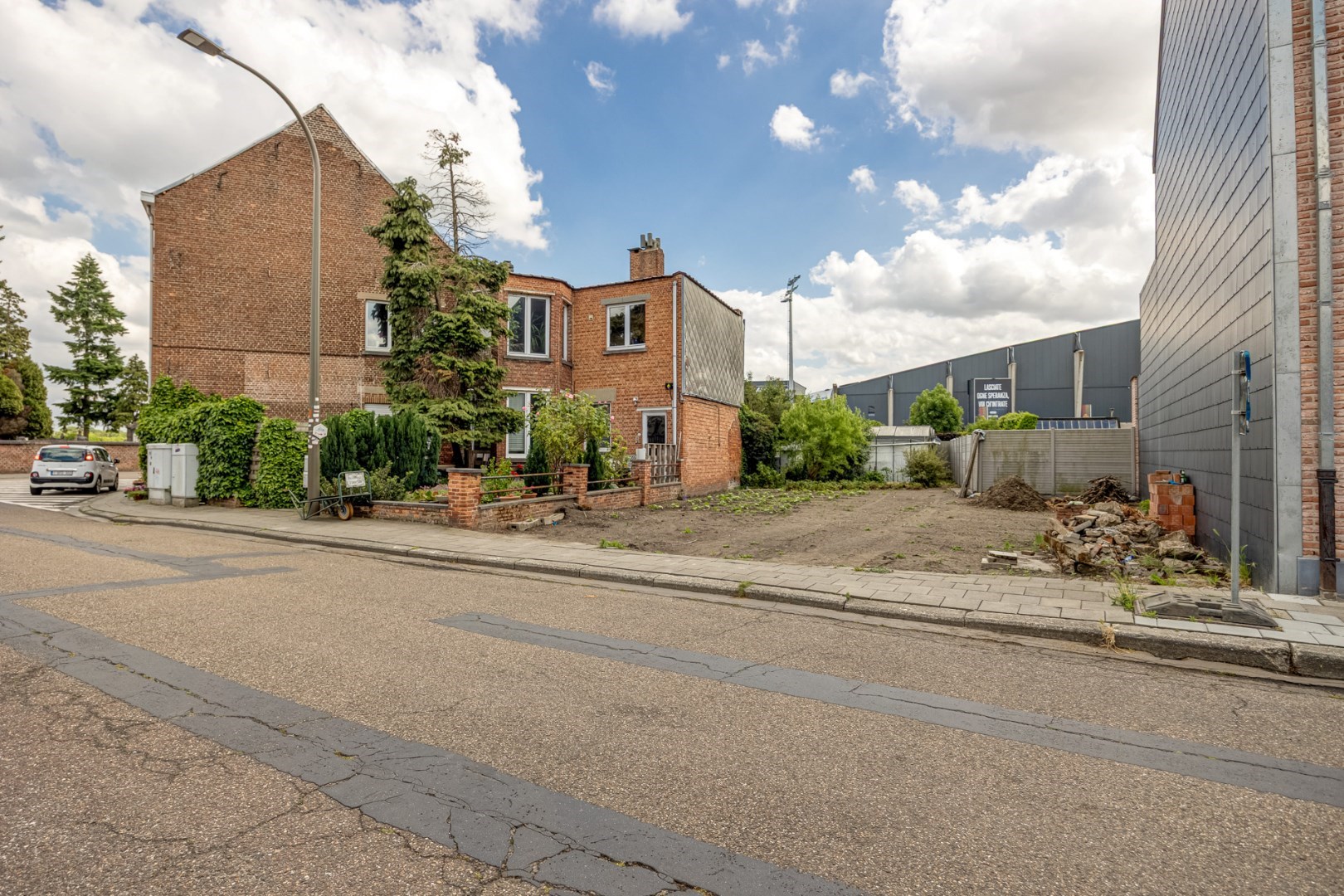 Grond gelegen in woonzone 