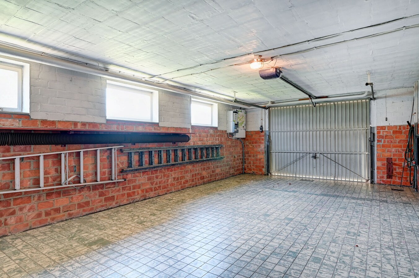 Ruime woning met drie slaapkamers 