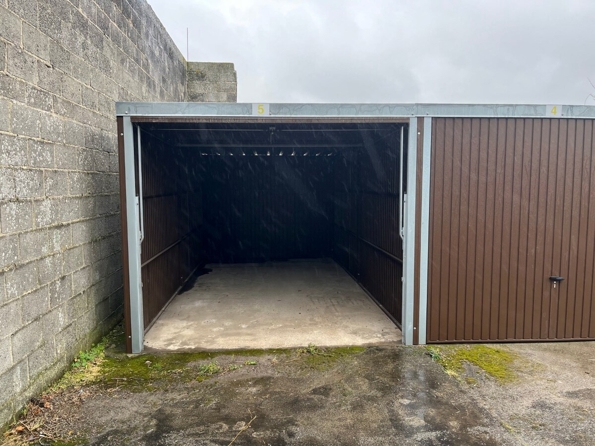 Garagebox te Gavere-Asper. 