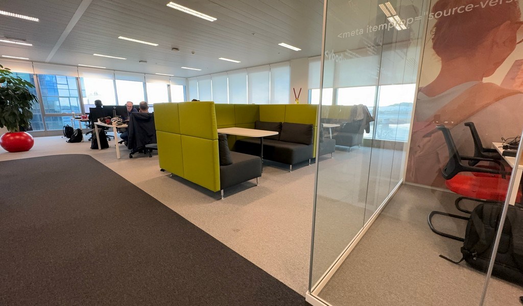 Kantoren te huur in Blue Towers vlakbij klaverblad in Gent