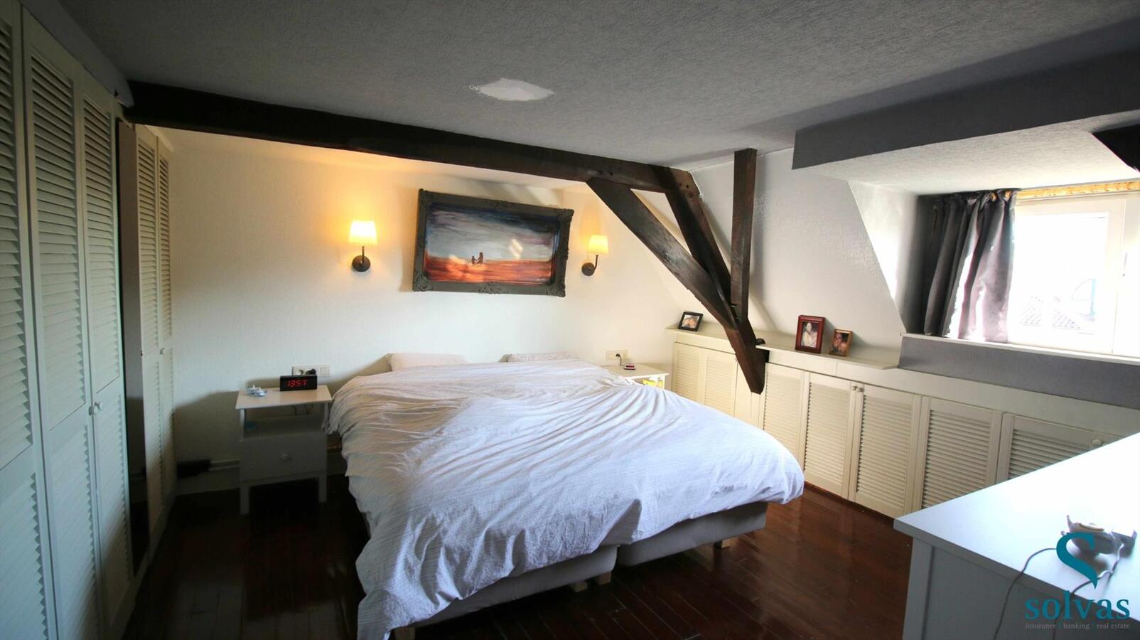 Deels te renoveren woning op toplocatie! 