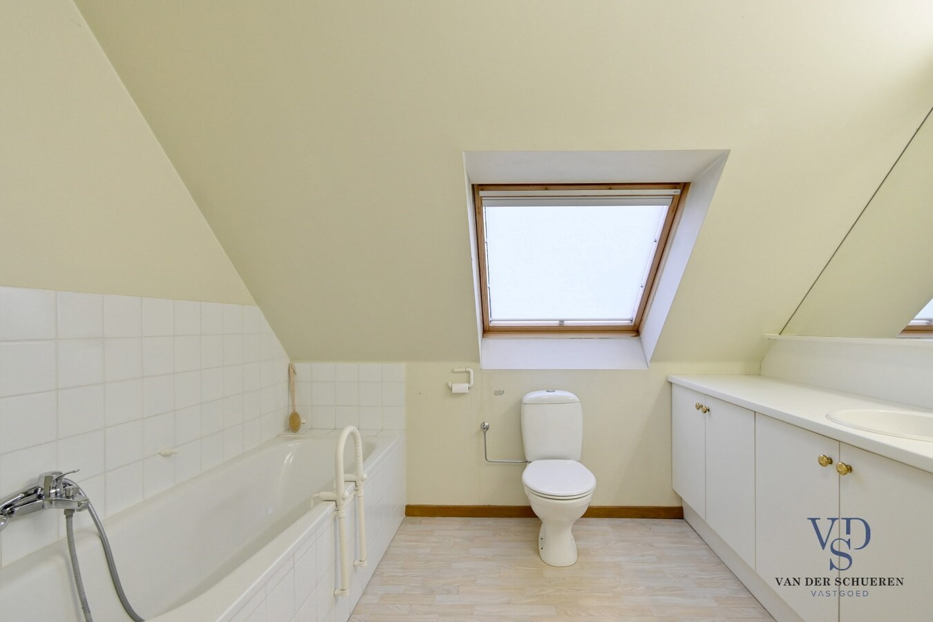 Tijdloze open bebouwing op toplocatie ! 