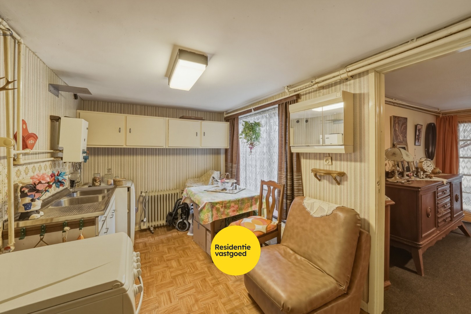 Ruime woning met garage en veel mogelijkheden te Mariakerke (Oostende) 