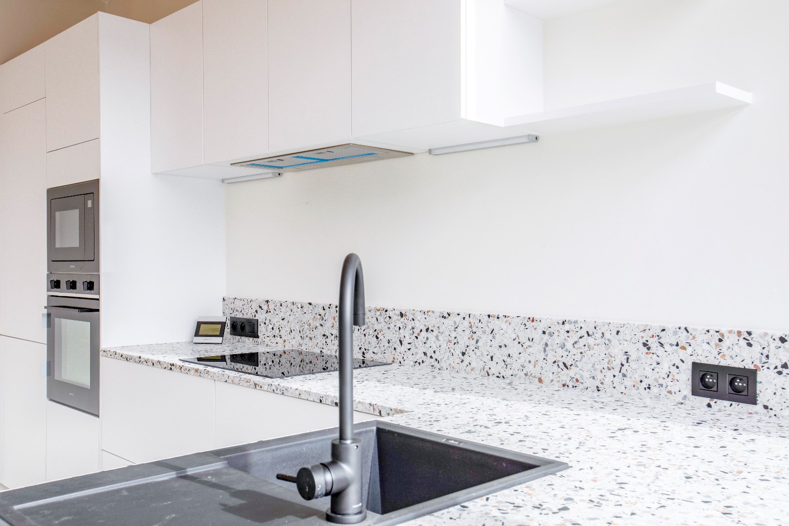 Instapklare woning met 3 slaapkamers en buitenruimte 