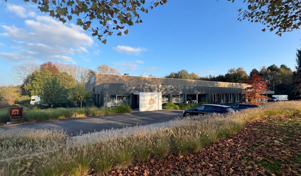 Bedrijfspand te koop in industriezone Klein Frankrijk in Ronse