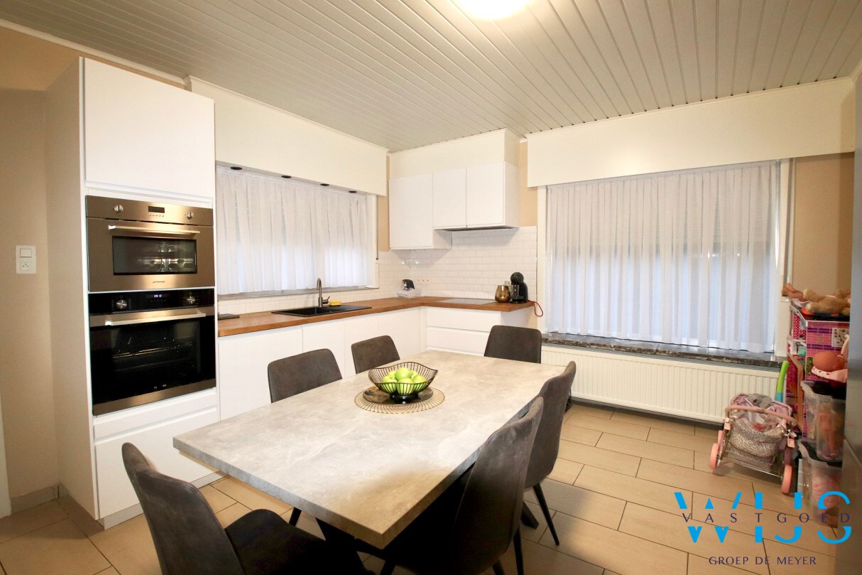 Tof woonhuis met 3 slaapkamers en tuin te Boekhoute ! 