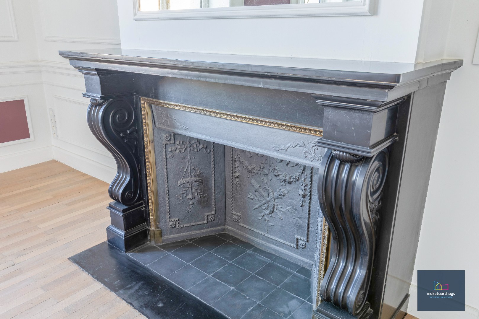 Luxueus duplex appartement   te Kouterhof met 2 slaapkamers , terras en  garageplaats 