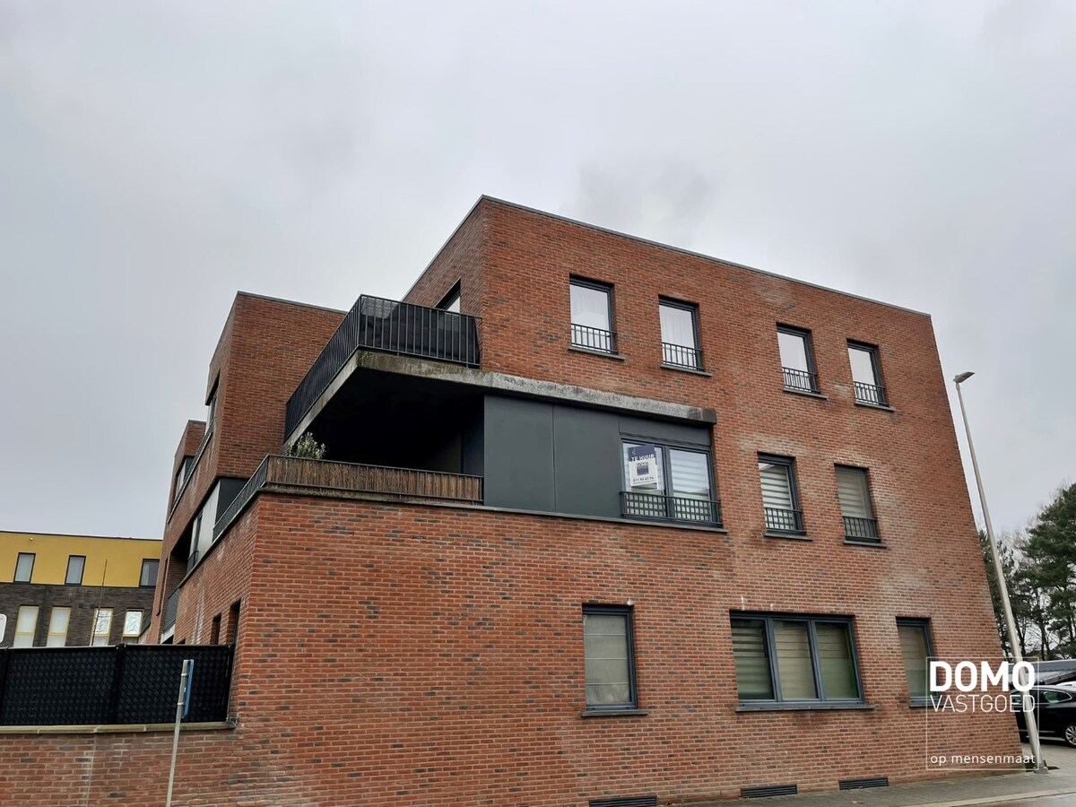Appartement met ondergrondse parkeerplaats te Kuringen 