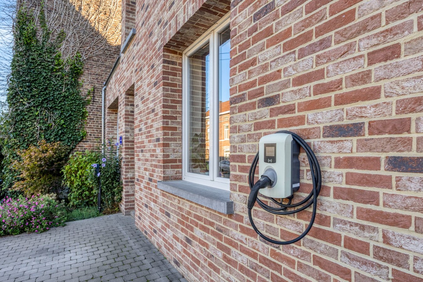 Woning met tuin en 3 slaapkamers in Neerheylissem 