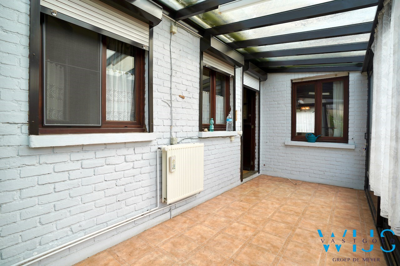 Interessante te renoveren woning in Drongen! 