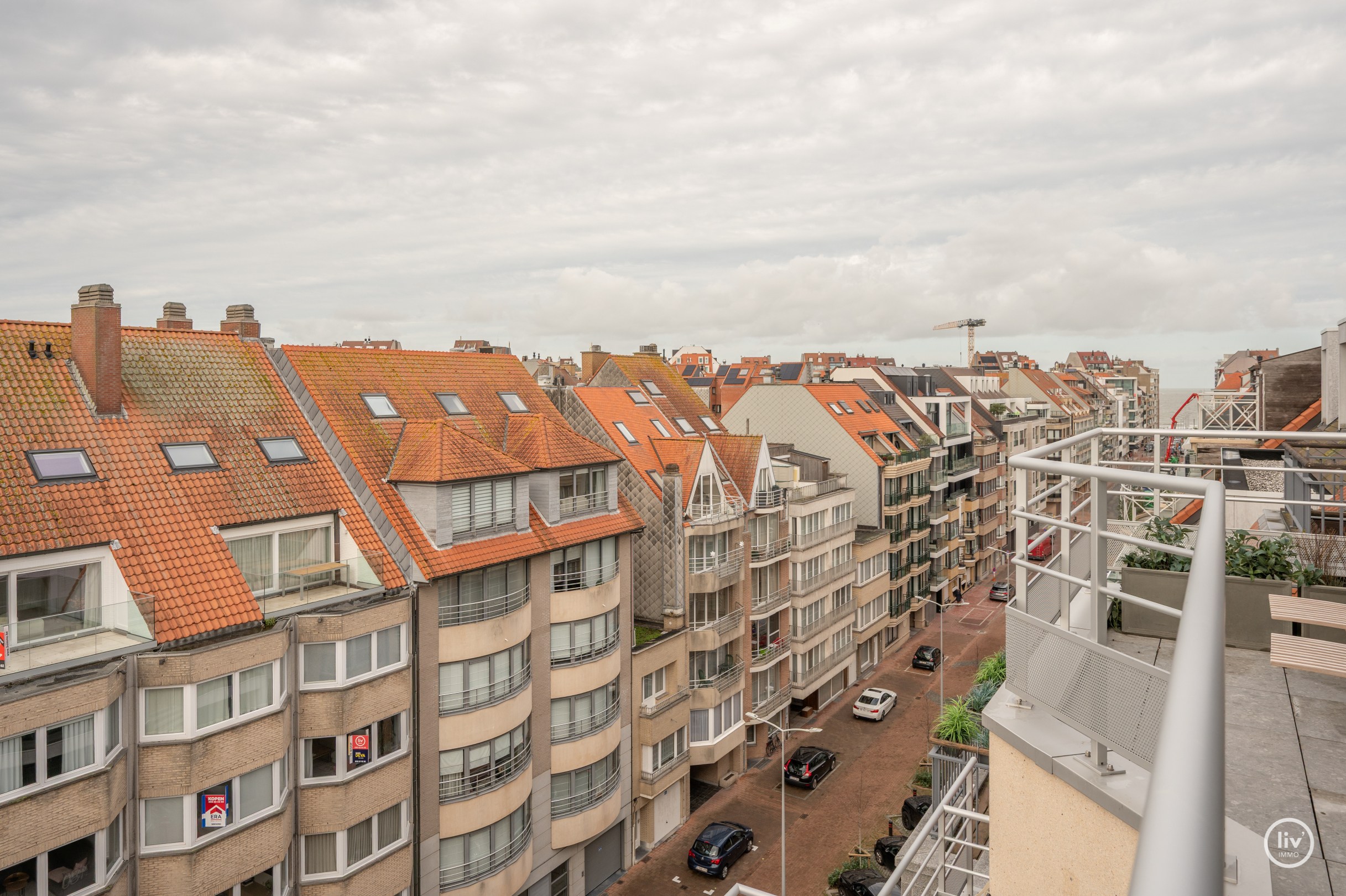 Ruim duplex-appartement (140 m²) met 3 slaapkamers en zonnige terrassen – Parmentierlaan 