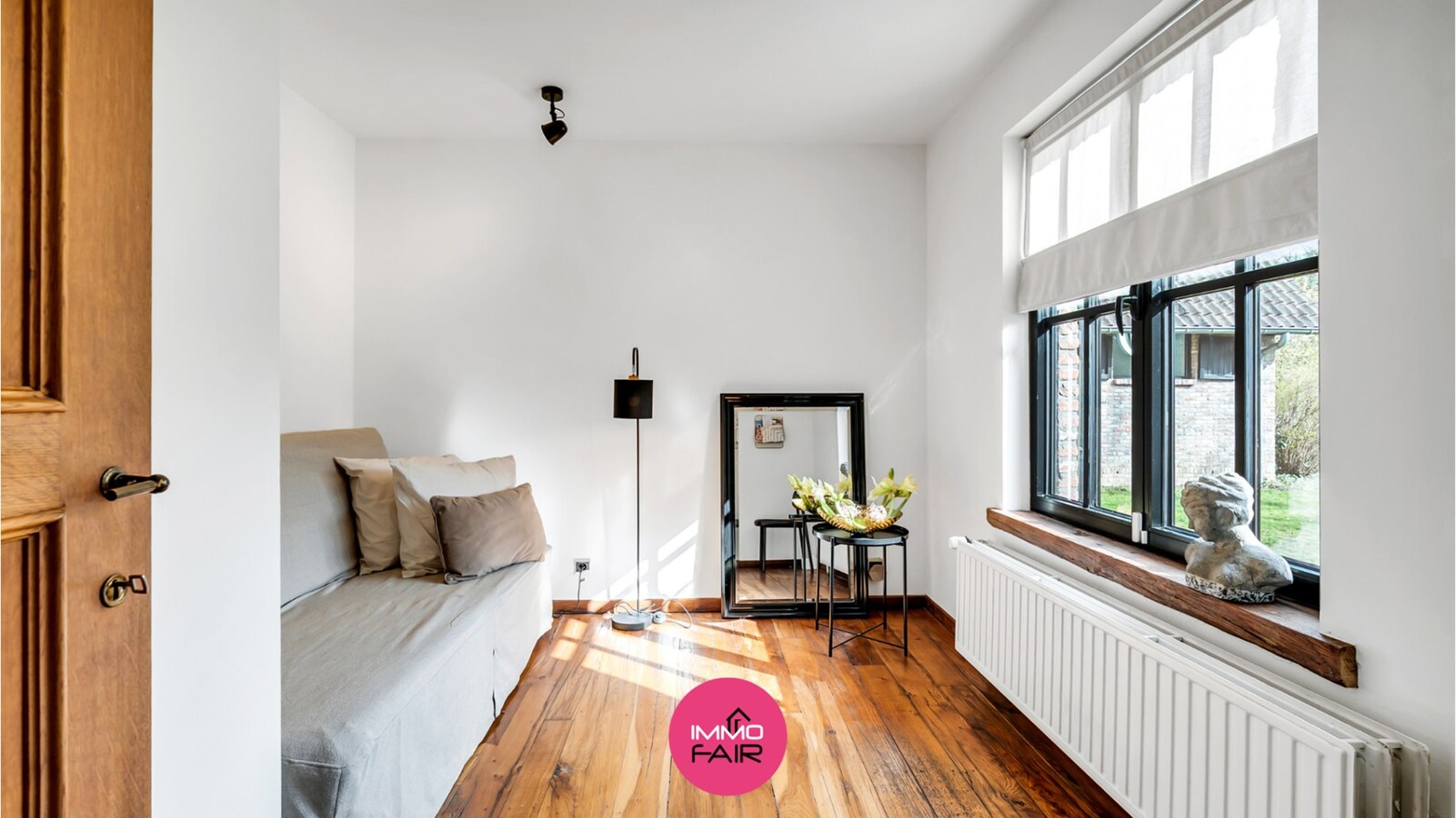 Exclusieve, karaktervolle villa met authentieke elementen in rustige, bosrijke omgeving 