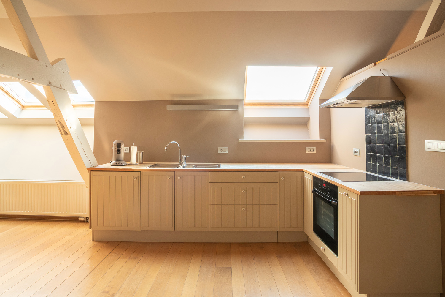 Gebouw voor gemengd gebruik te koop 