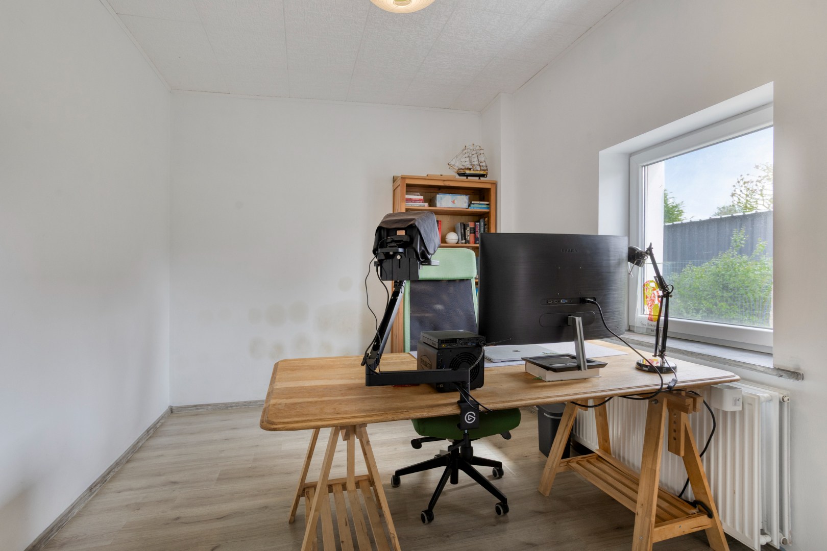 Zeer rustig gelegen half open bebouwing met 4 slaapkamers en ruime tuin in Pellenberg - EPC 162 kwh/m2 