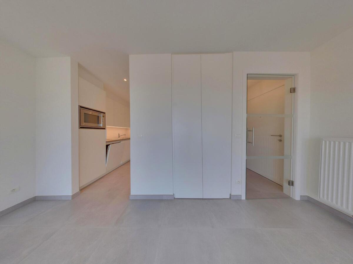 Prachtig nieuwbouwappartement met garage 