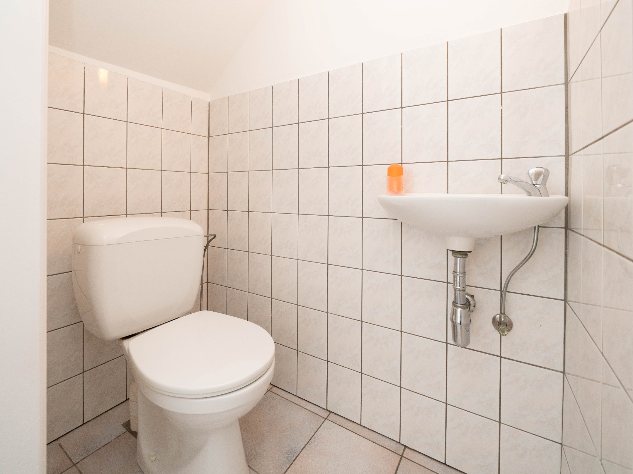 Ruim (102m²) 2-kamer appartement in kleinschalig gebouw 