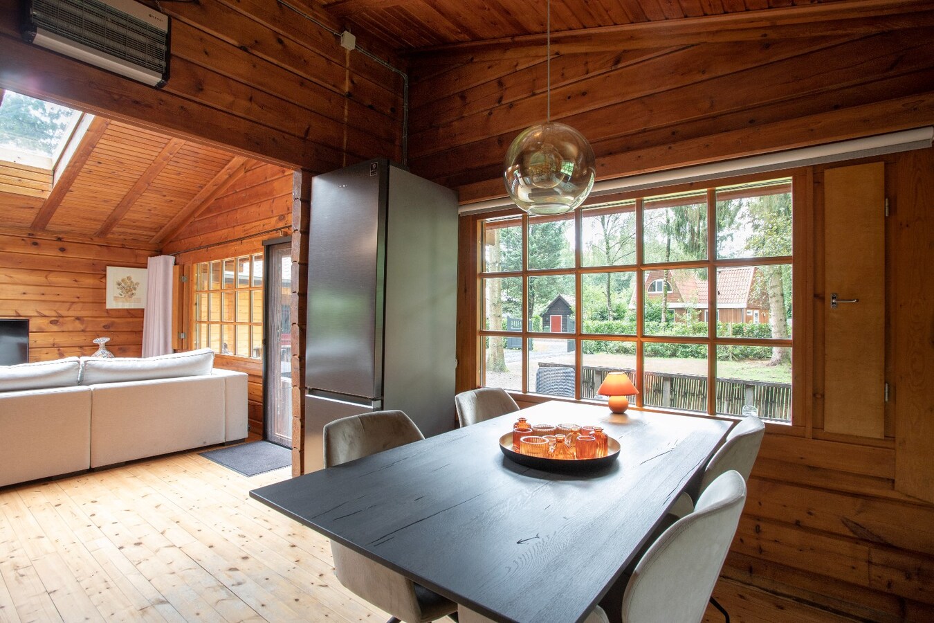 Uniek karakteristiek chalet in Bosrijke omgeving. 