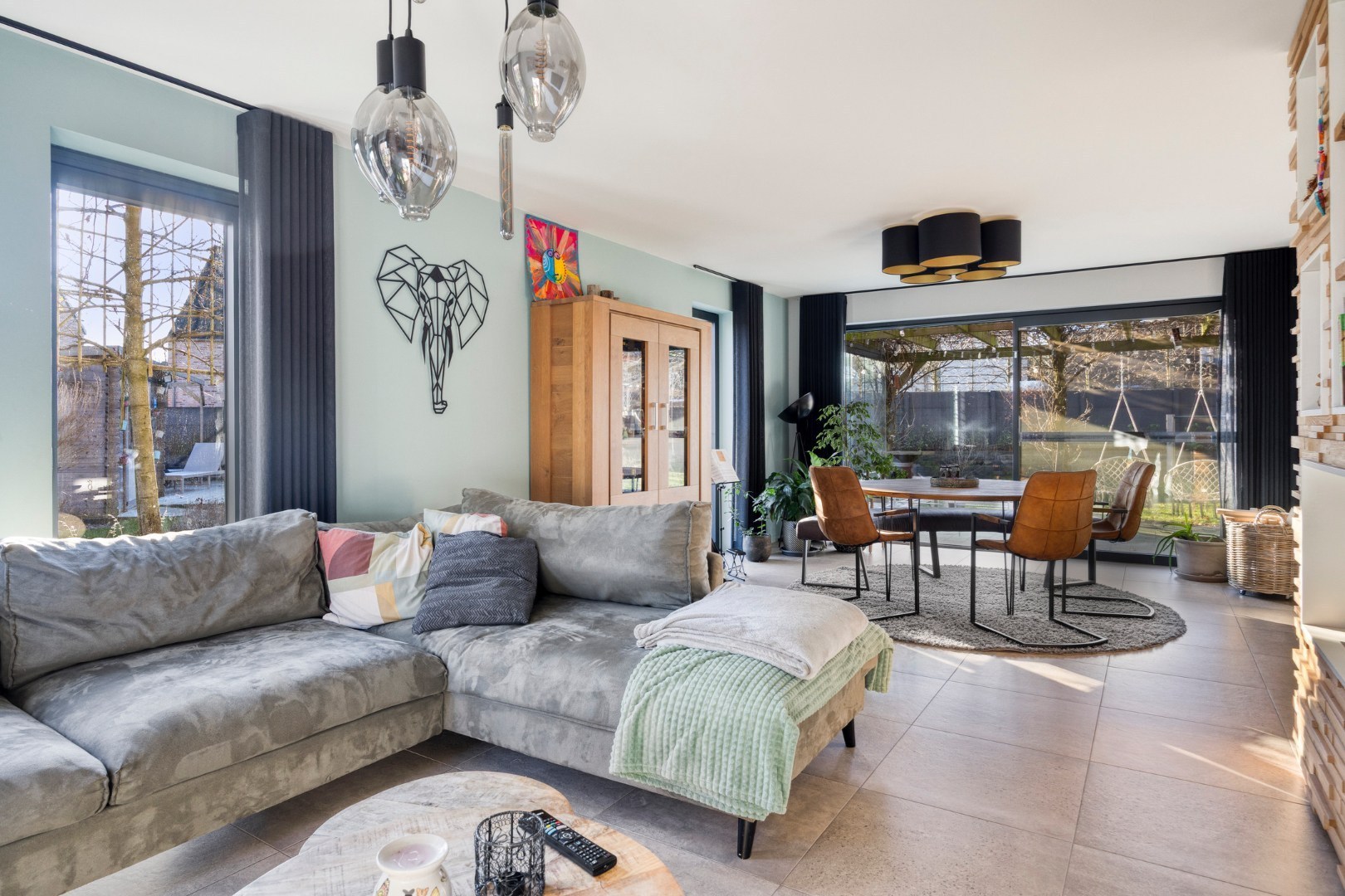 Rustig gelegen, energiezuinige gezinswoning met 4 slpk. nabij Lommel-centrum 