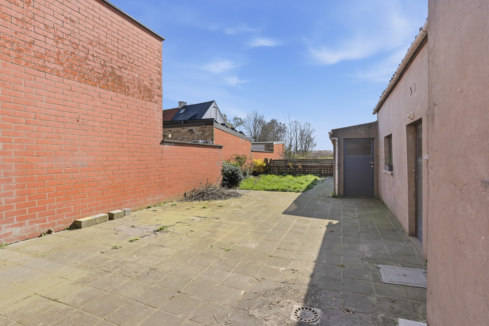 Te renoveren woning in centrum Eernegem 