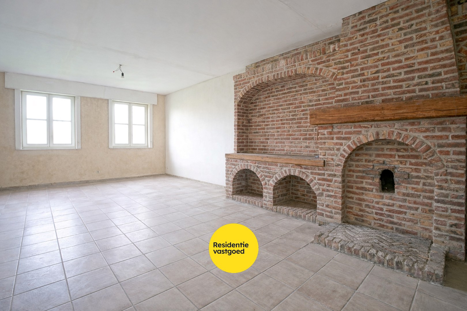 Verder af te werken woning op 844 m² te Houthulst! 