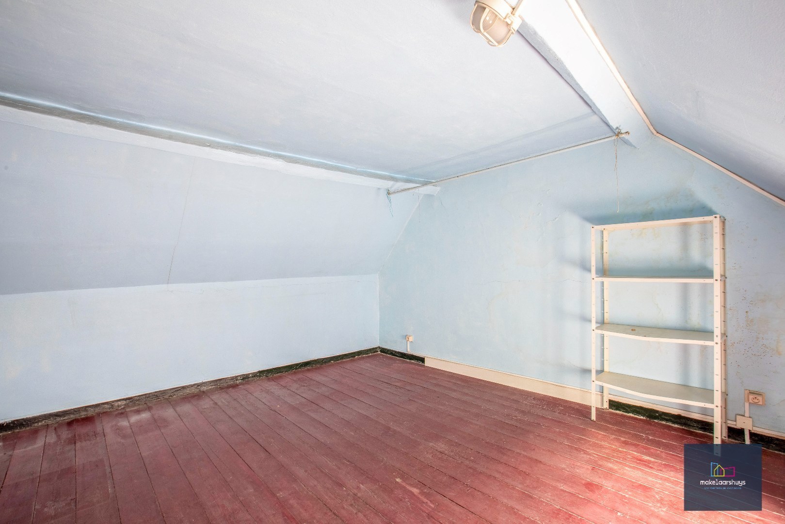 VERKOCHT !!! Te renoveren stadswoning met potentieel in hartje Gent 