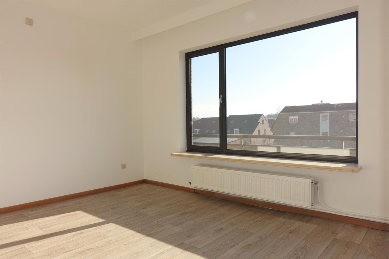 Gezellig instapklaar appartement in centrum Varsenare 