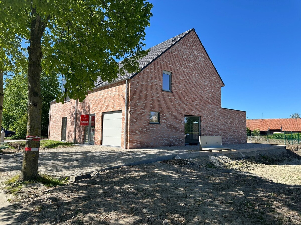 Instapklare nieuwbouwwoning in Poelkapelle! 