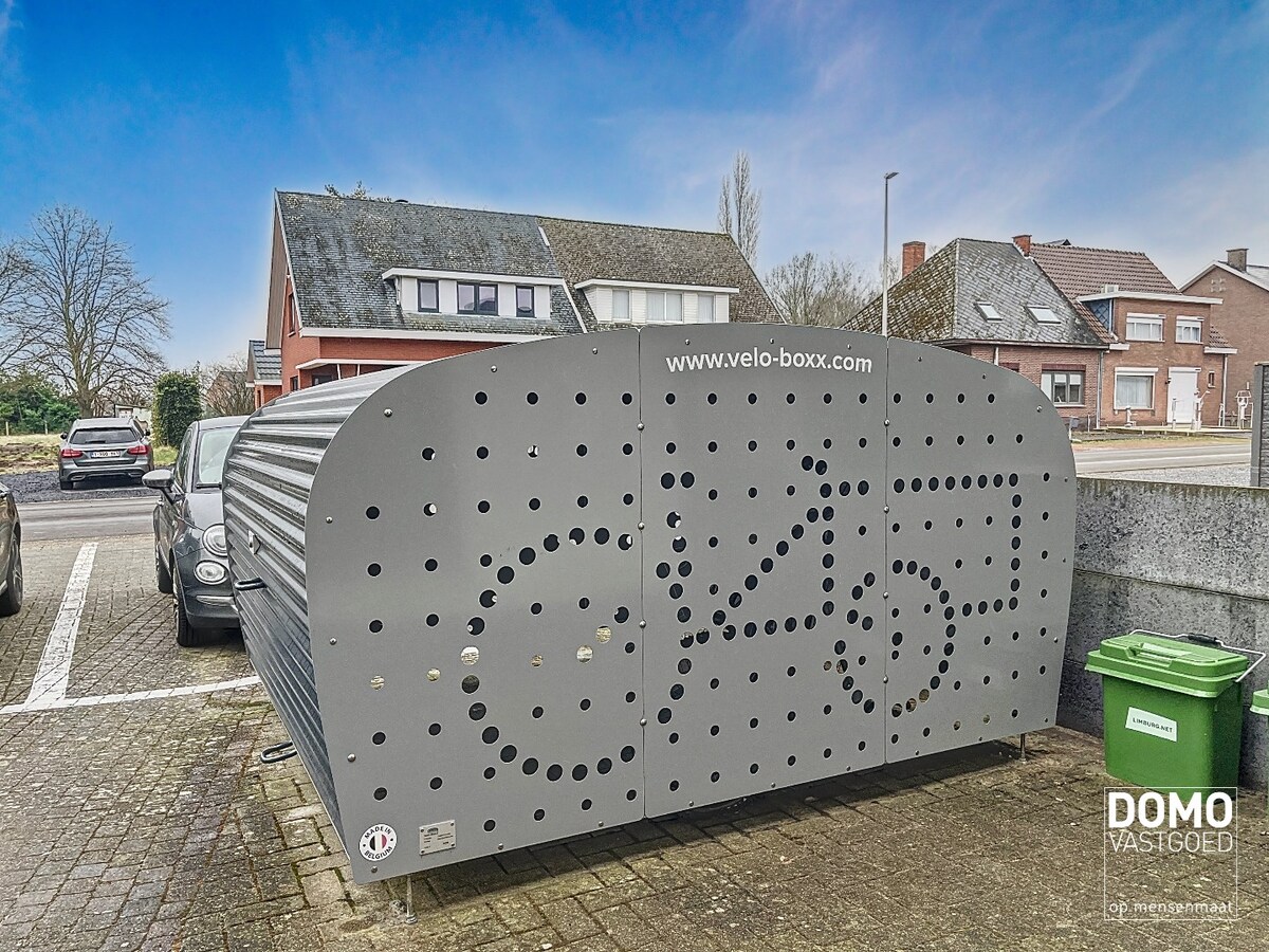 ENERGIEZUINIG EN VOLLEDIG GEMEUBELD APPARTEMENT TE TUILT (KURINGEN) 