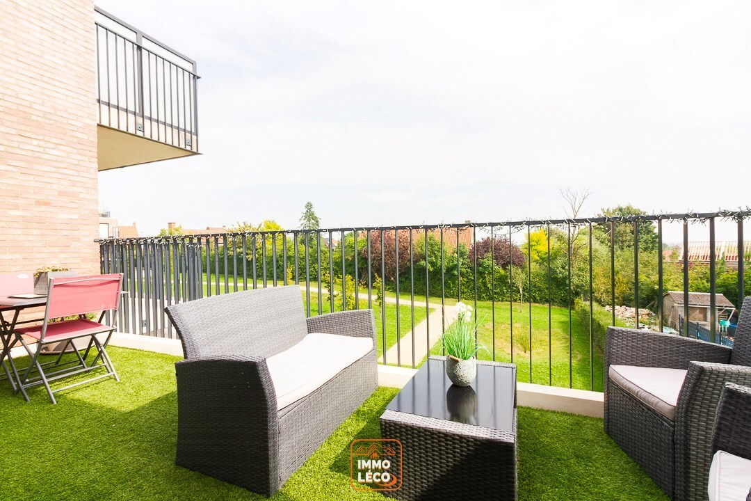 Appartement moderne avec terrasse et parking privé, en face du parc de Mouscron ! 