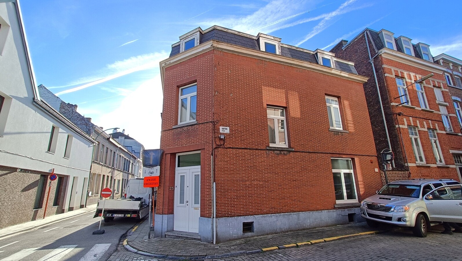 Charmante hoekwoning met 3 slaapkamers in centrum Tienen 