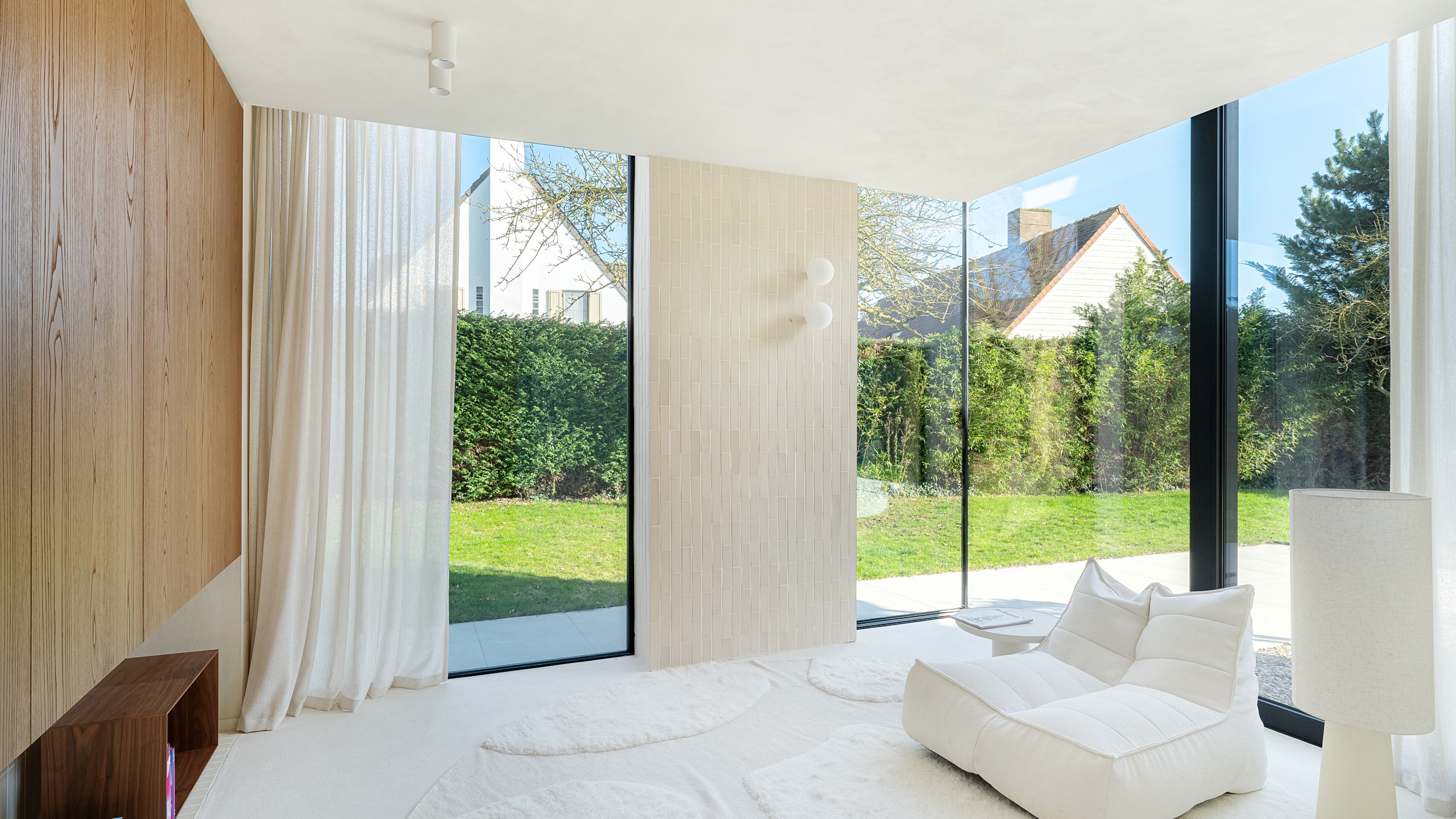 Villa de luxe rénovée dans un quartier résidentiel. 