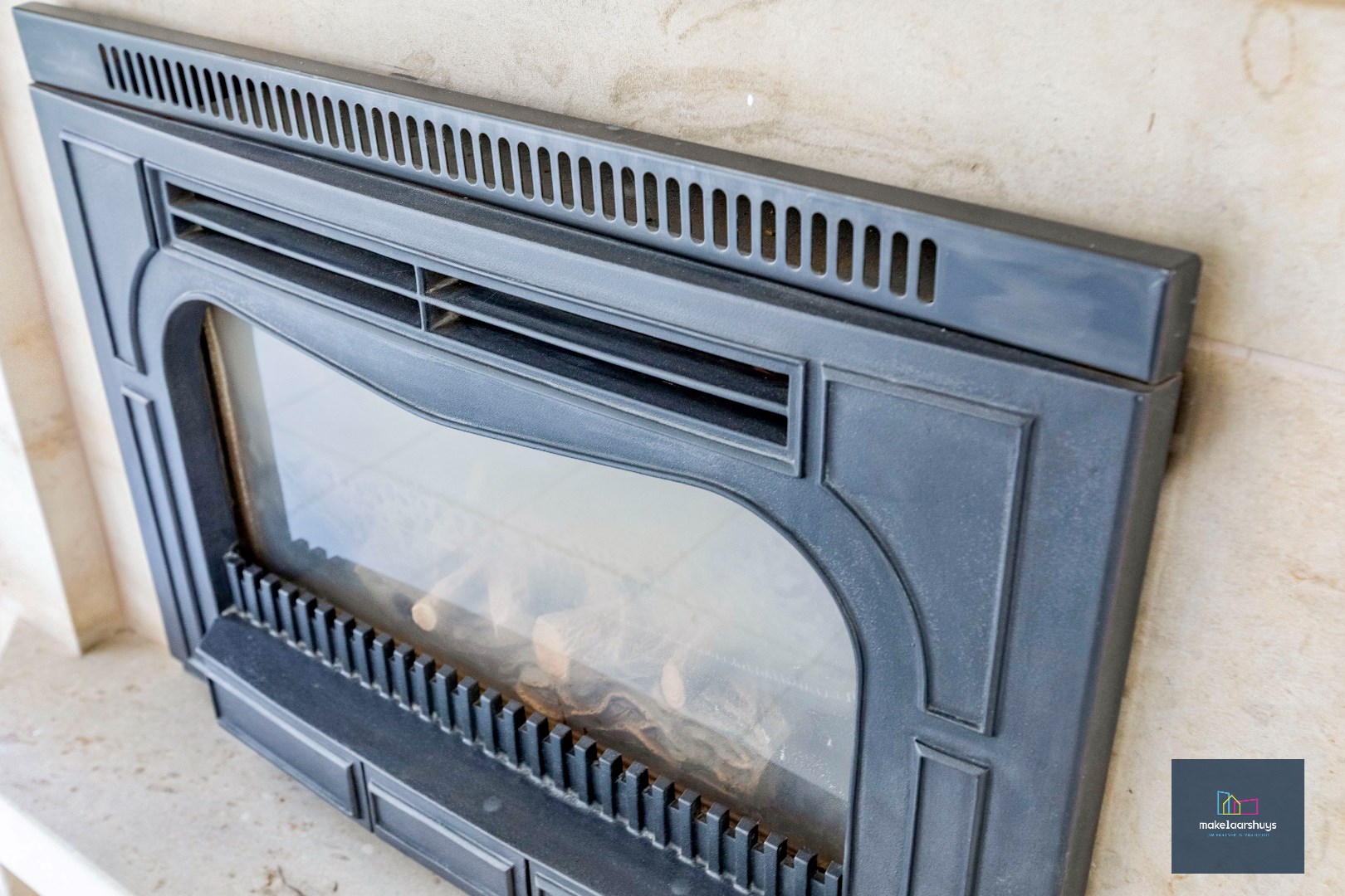 Centraal gelegen halfopen bebouwing met stadskoer 