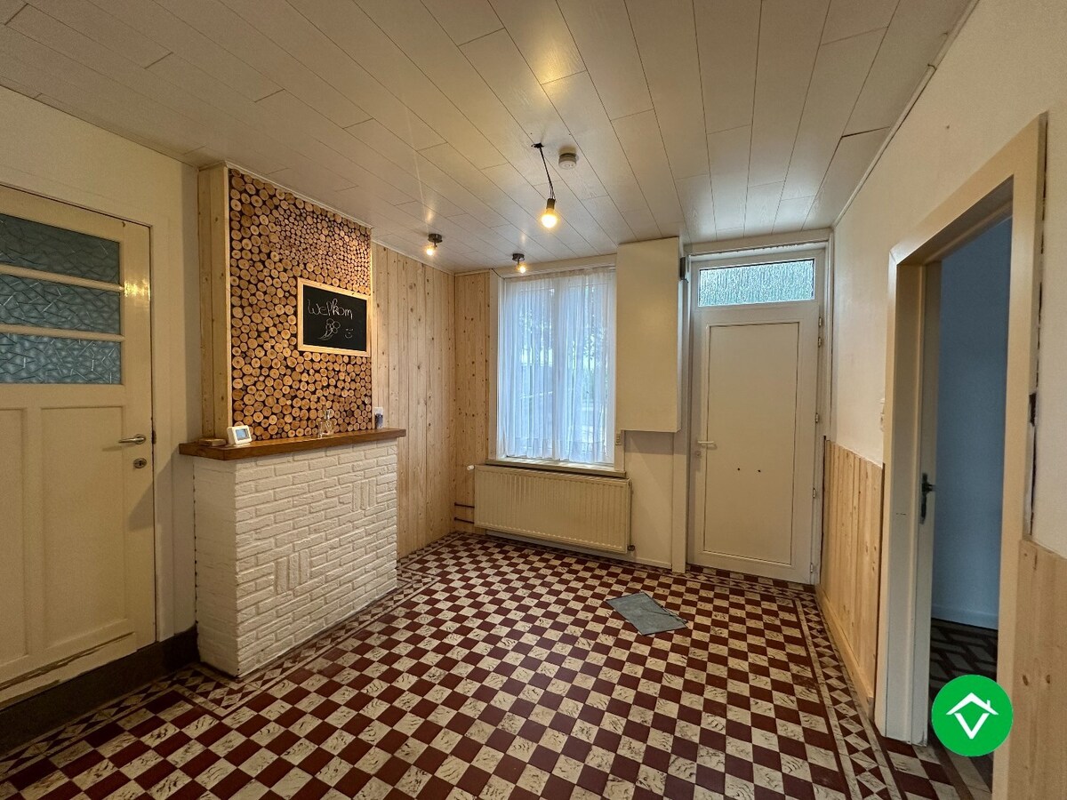 Charmante woning met tuin en garage in Werken. 