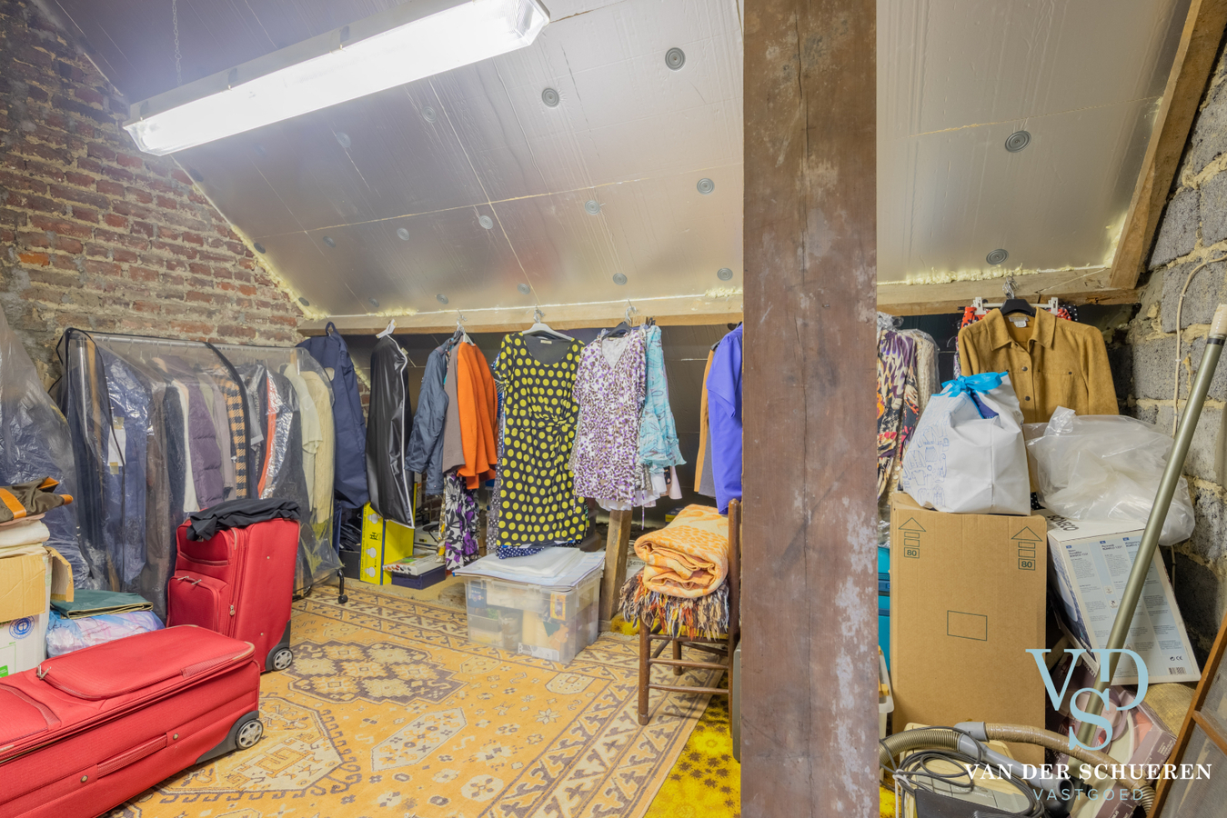 Exceptioneel gelegen eigendom in Makkegem. 