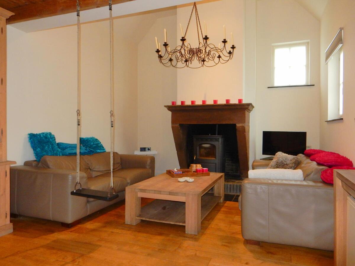 Landelijke villa met weiland te Tielt 