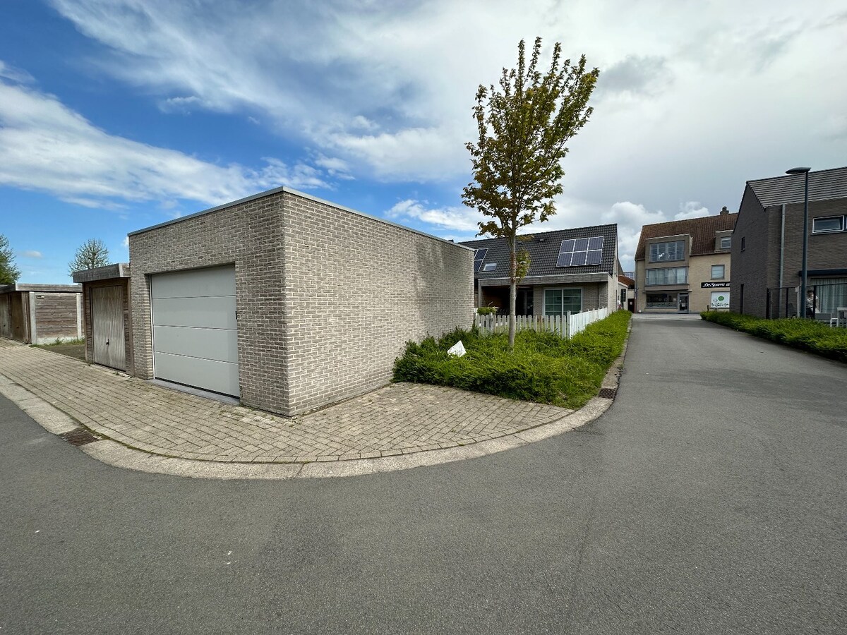 Ruime woning met 3 slaapkamers in het centrum van Keiem. 