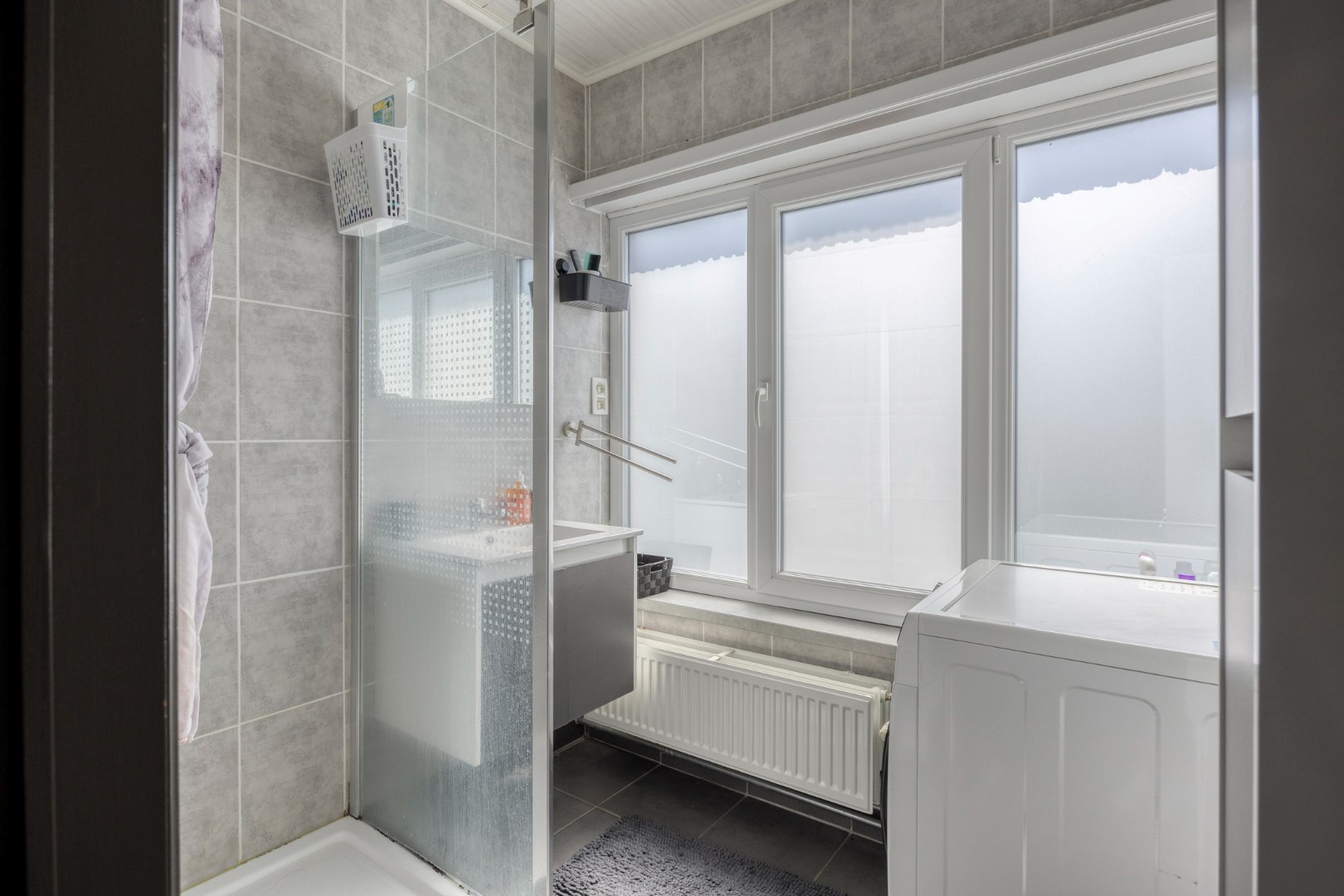 Instapklaar appartement met 2 slpk. in Geel 