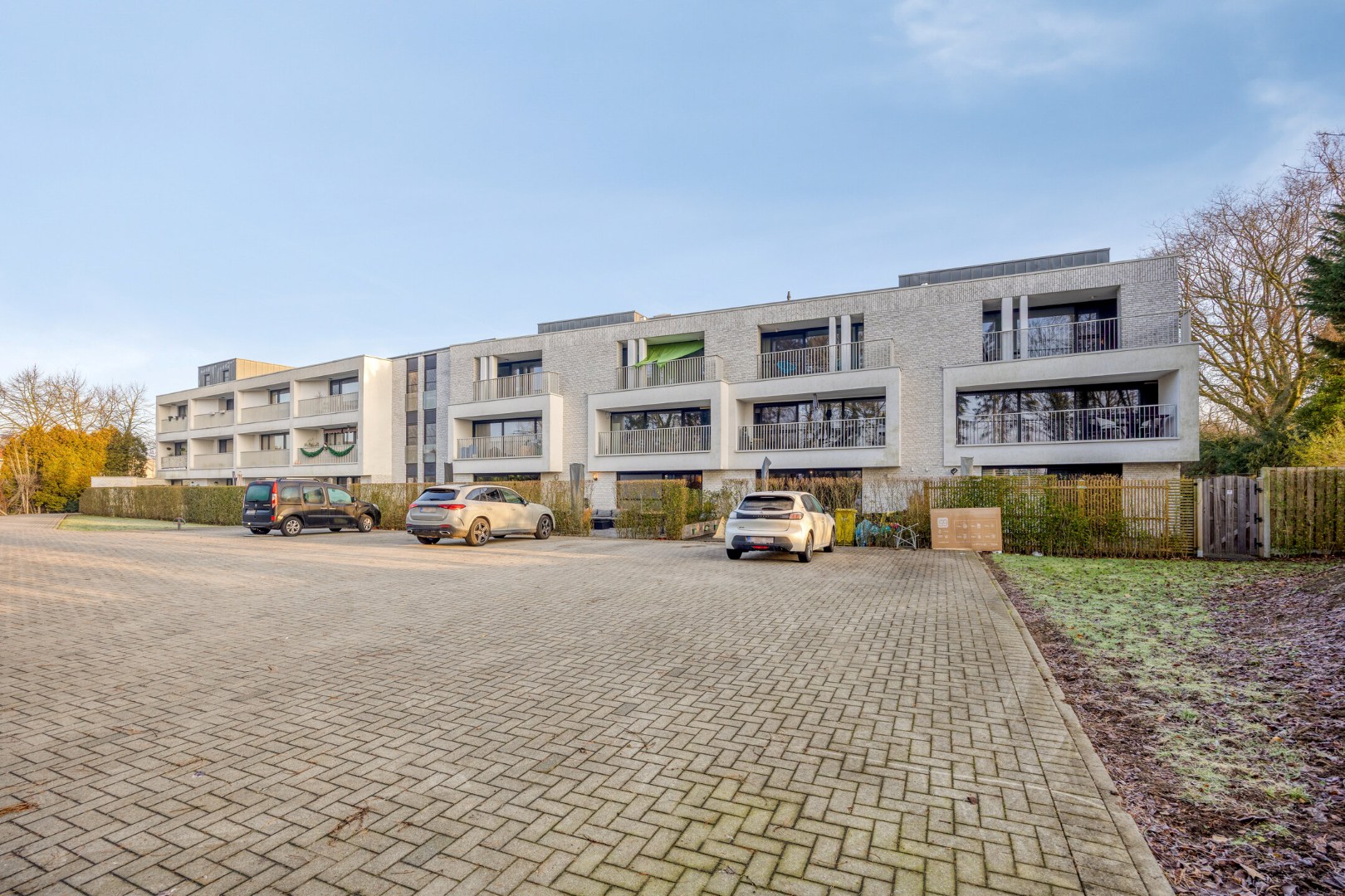 Recent en energiezuinig gelijkvloers appartement met 2 slpk. in Geel 